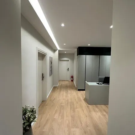 Soin Aparthotel Tirana