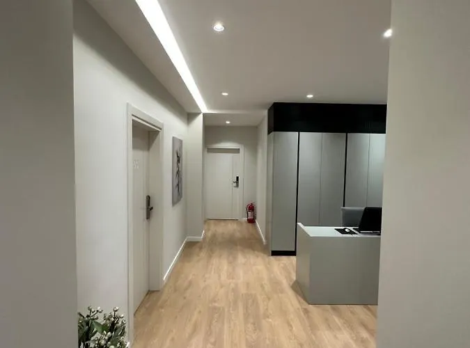 Soin Aparthotel Tirana